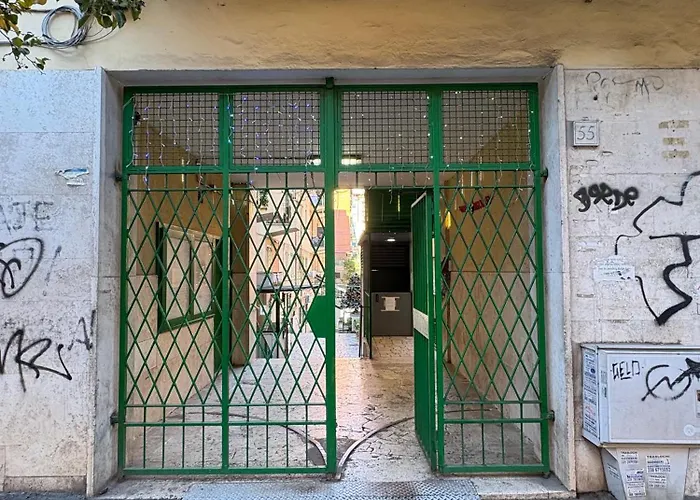 Pensjonat 55 - Centocelle Near Metro C